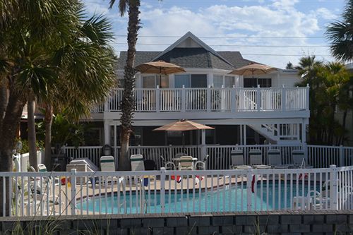 Schooner Hotel St. Pete Beach Buitenkant foto